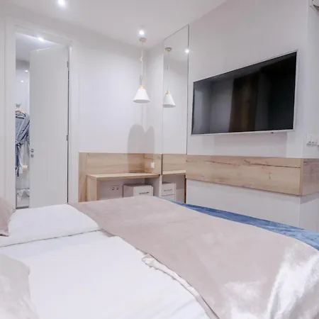 Maison Prive Luxury Penthouse Apartment