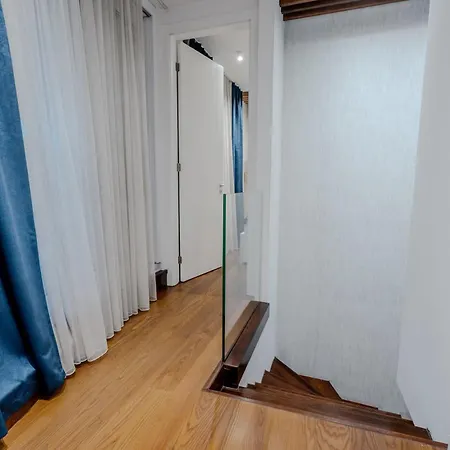 Maison Prive Luxury Penthouse Apartment *