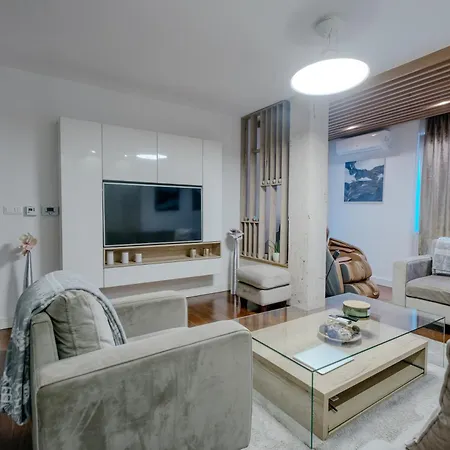 Maison Prive Luxury Penthouse *