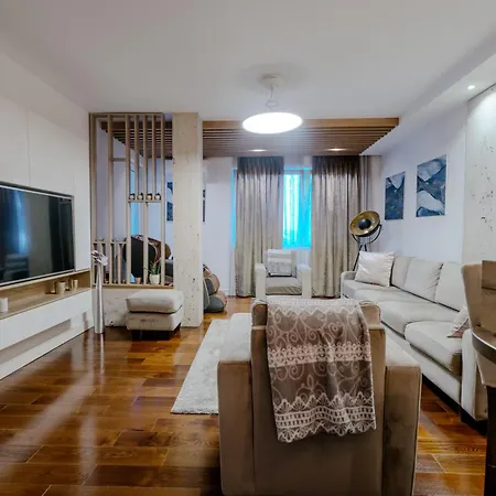 Maison Prive Luxury Penthouse *