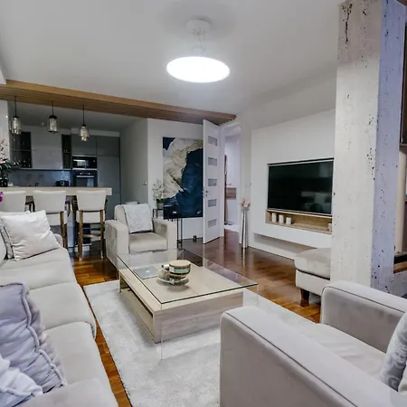 Maison Prive Luxury Penthouse 아파트 사라예보
